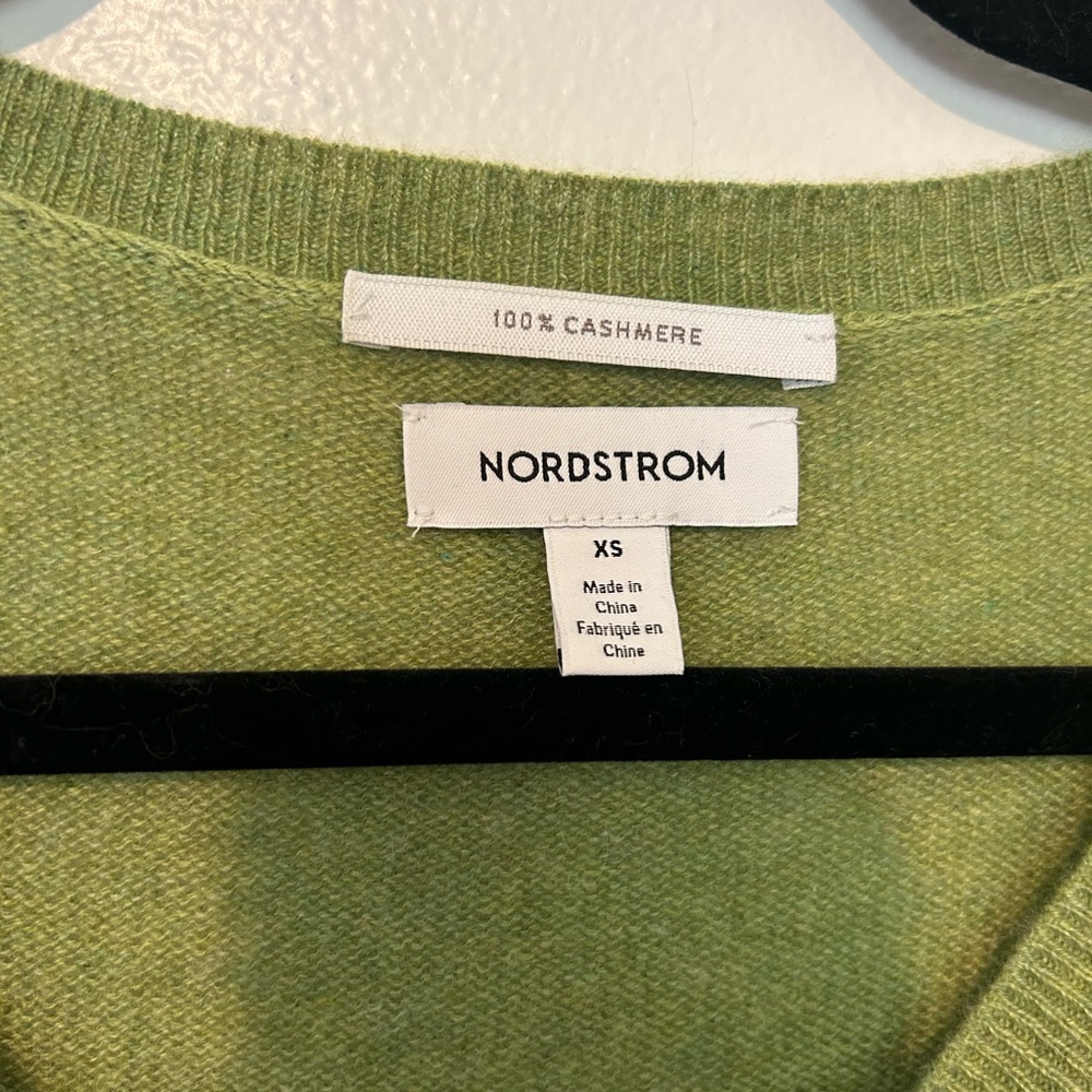 Nordstrom 100% Cashmere Sweater